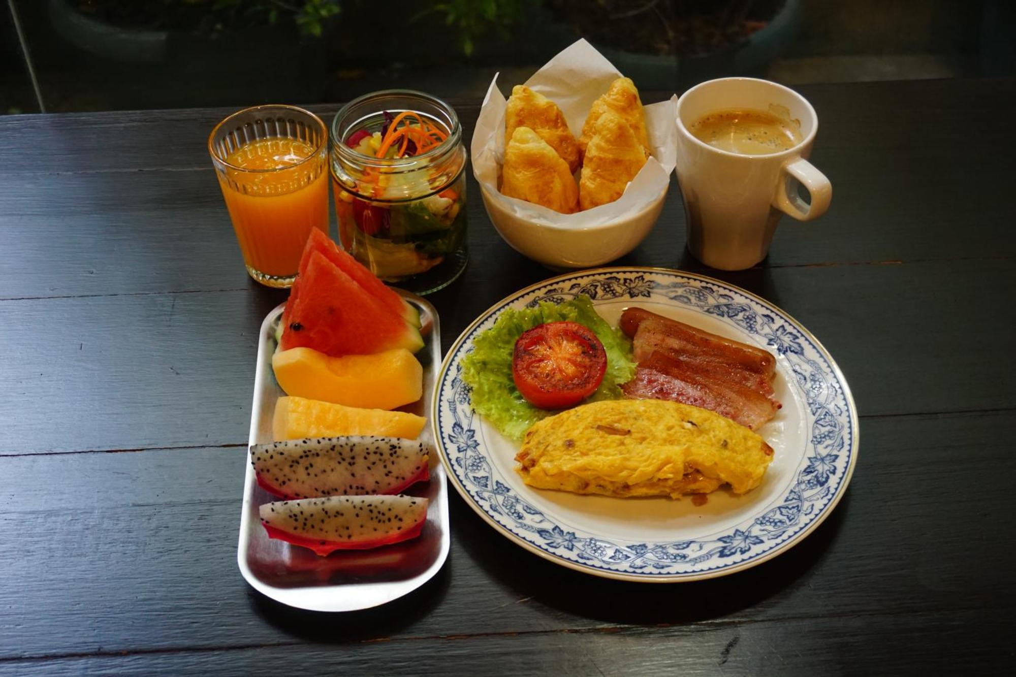 515 Victory Hotel Bangkok Bagian luar foto